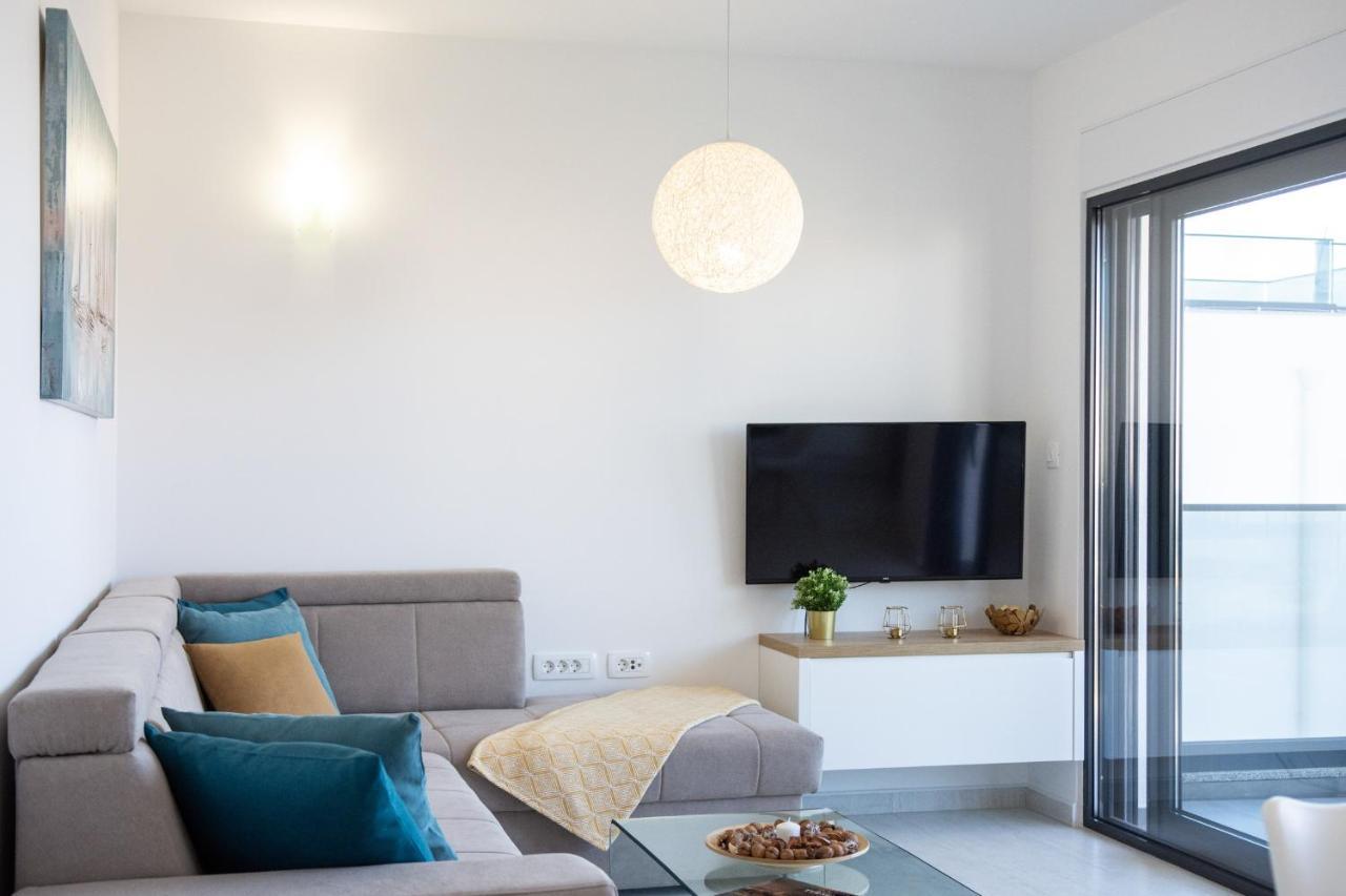 Penthouse Adriatic Blue Apartment Trogir Exterior photo